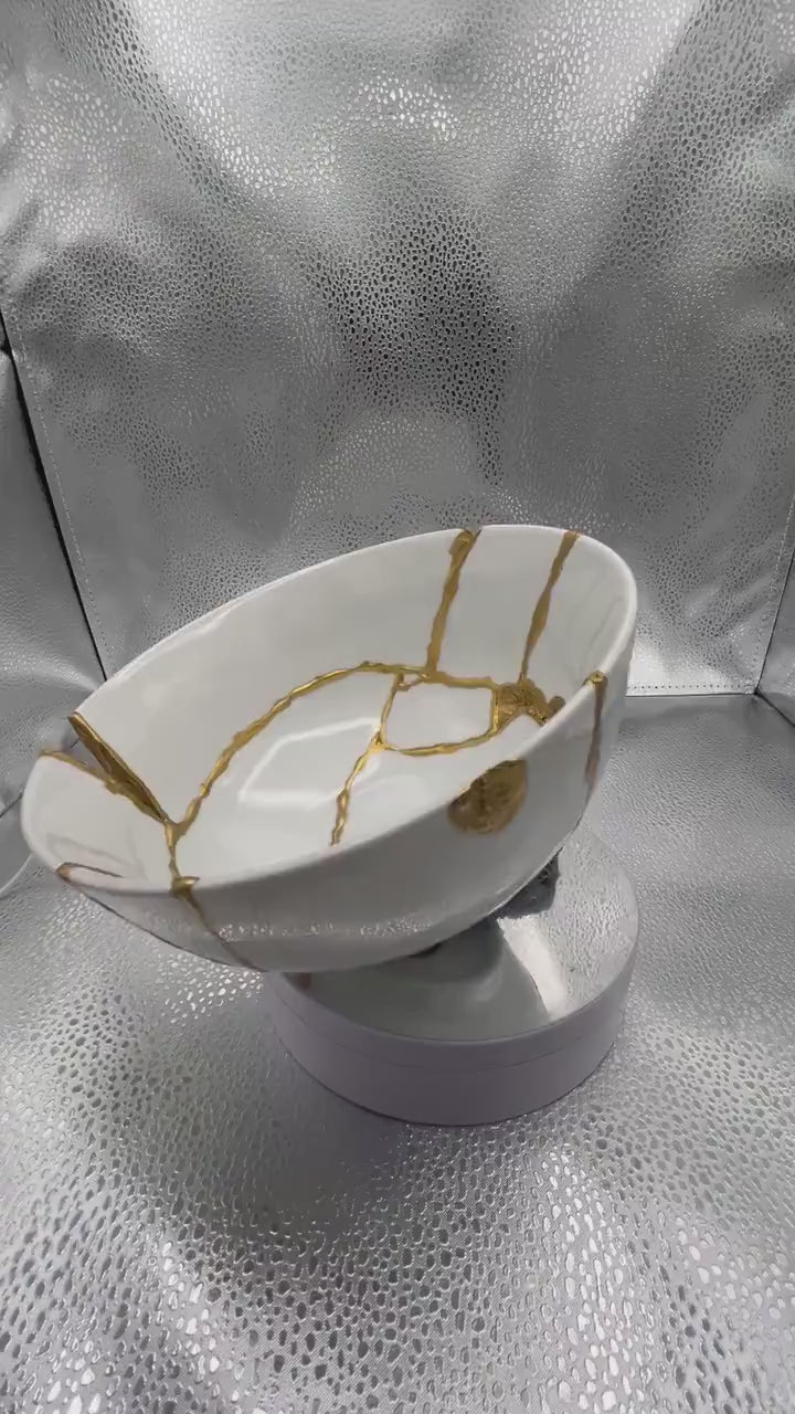 Kintsugi Rice Bowl - Gift Presentation Box - Japanese Pottery Broken + Repaired - Hand Painted Gold - White Glazed Porcelain - (D) 7in